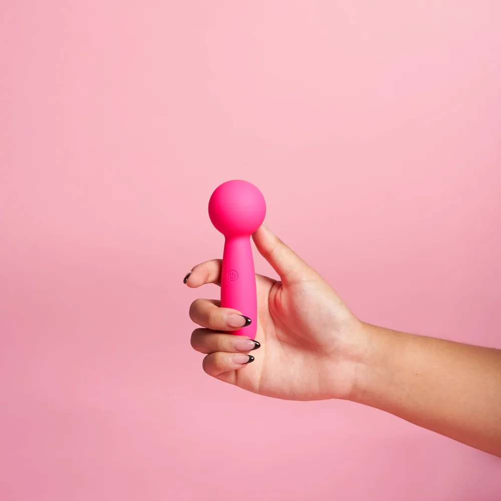 Lolly clitoral vibrator — in hand