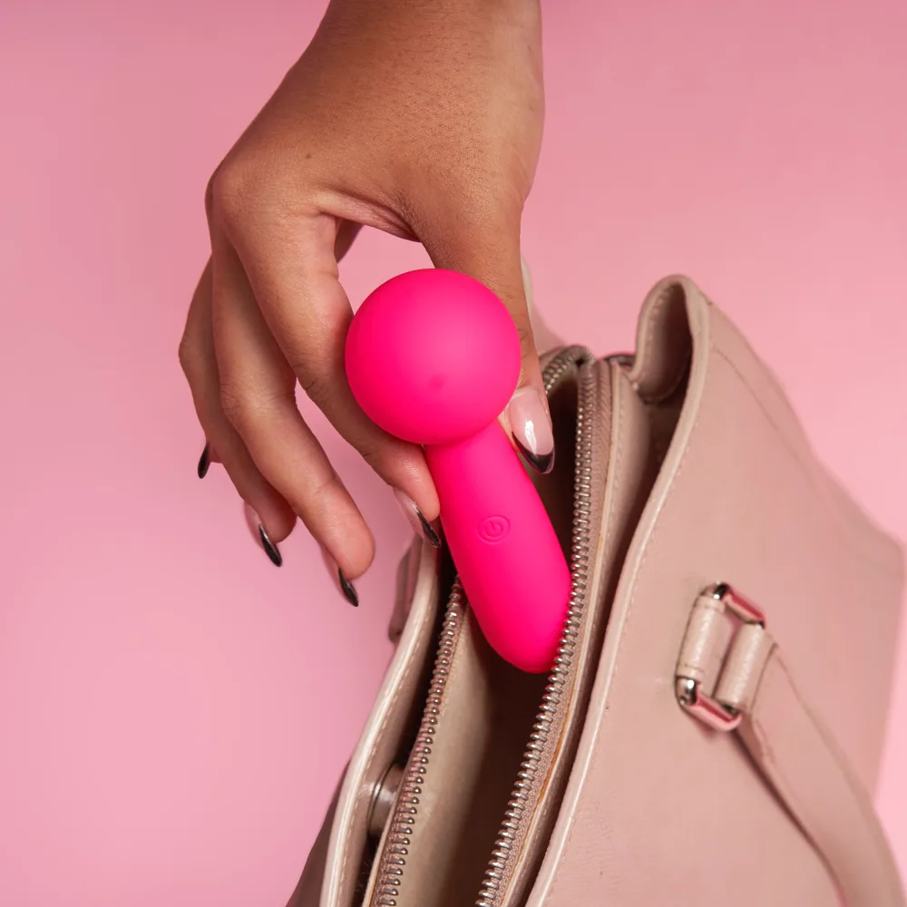 Lolly mini wand — size comparison